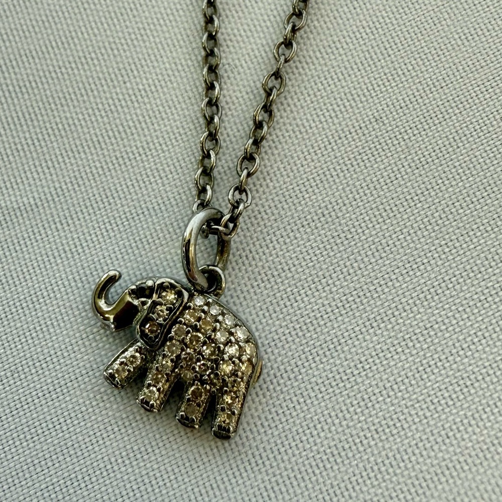 Swarovski necklace Elephant .